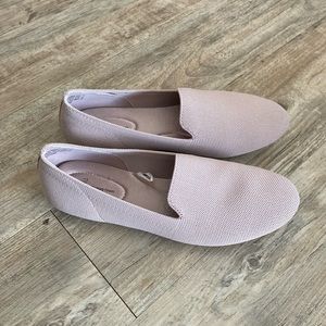 Slip on flats